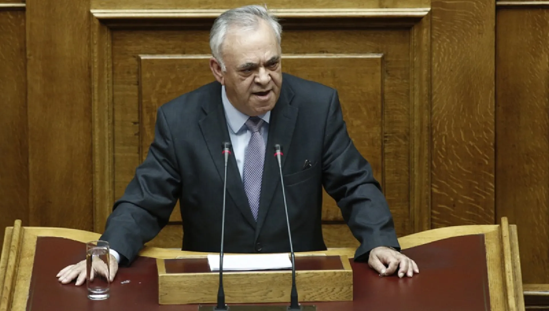 Γ. Δραγασάκης: Έτος δραστικής βελτίωσης του επιχειρηματικού και του επενδυτικού περιβάλλοντος το 2017