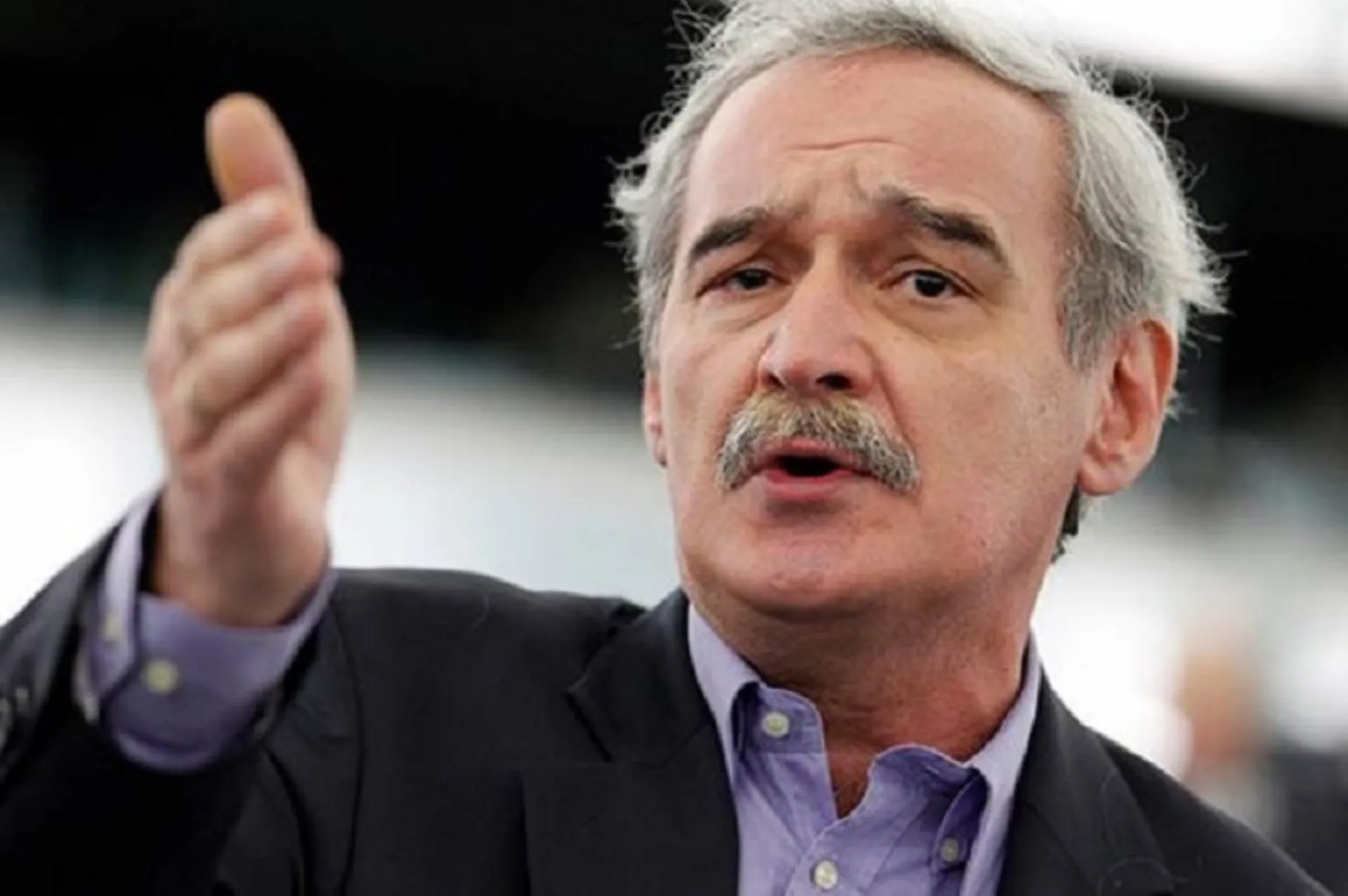 Νίκος Χουντής: «Σταματήστε την πώληση της Εθνικής Ασφαλιστικής»