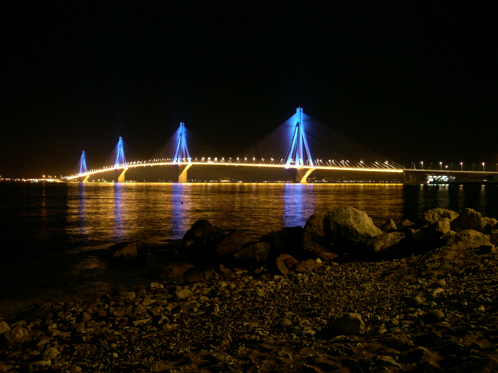 Σανίδα σωτηρίας το αυτοκίνητο για τους ανεξάρτητους διαμεσολαβητές στην Πάτρα