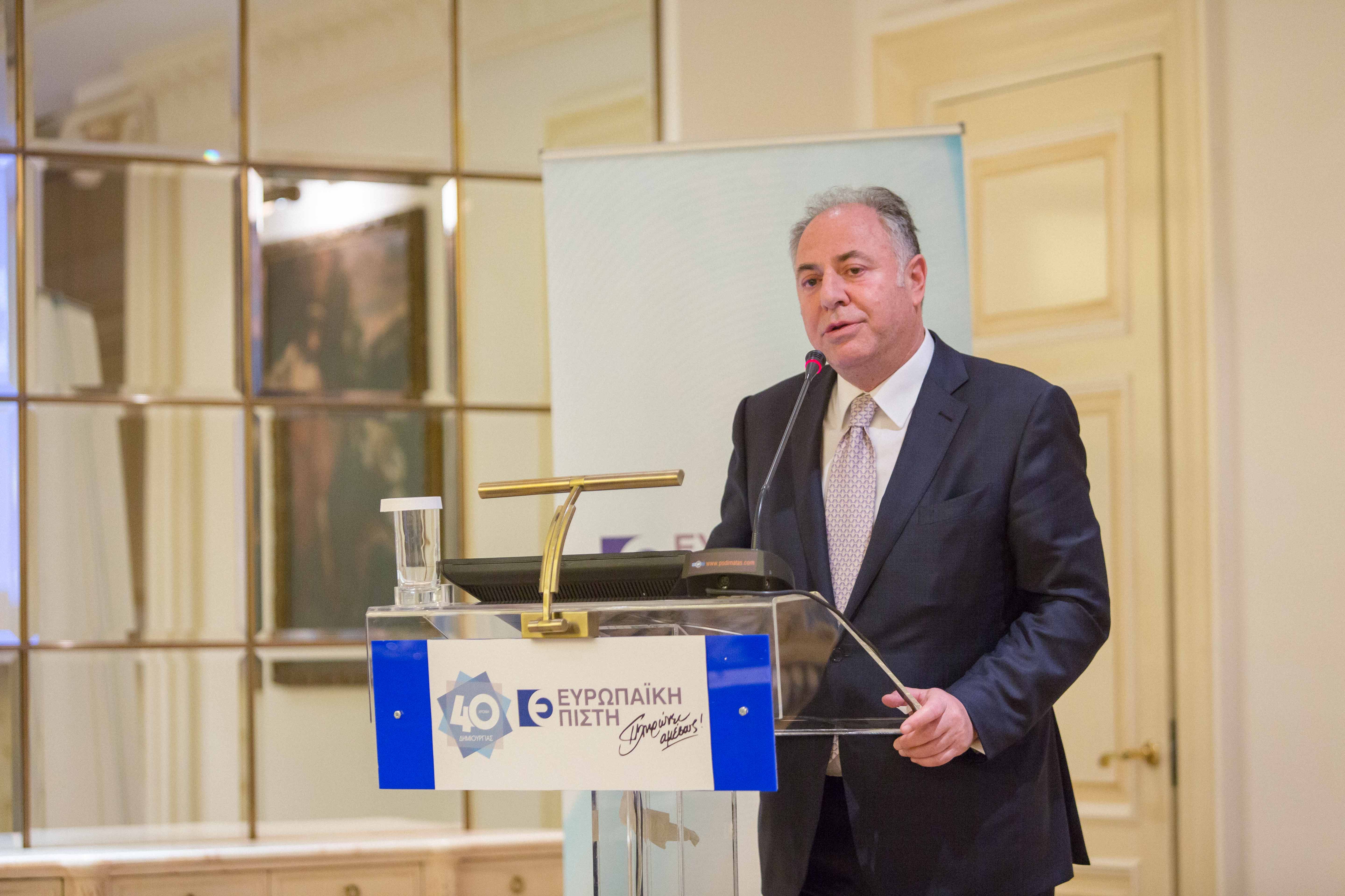 Γ. Καραβίας, πρόεδρος ΣΕΜΑ