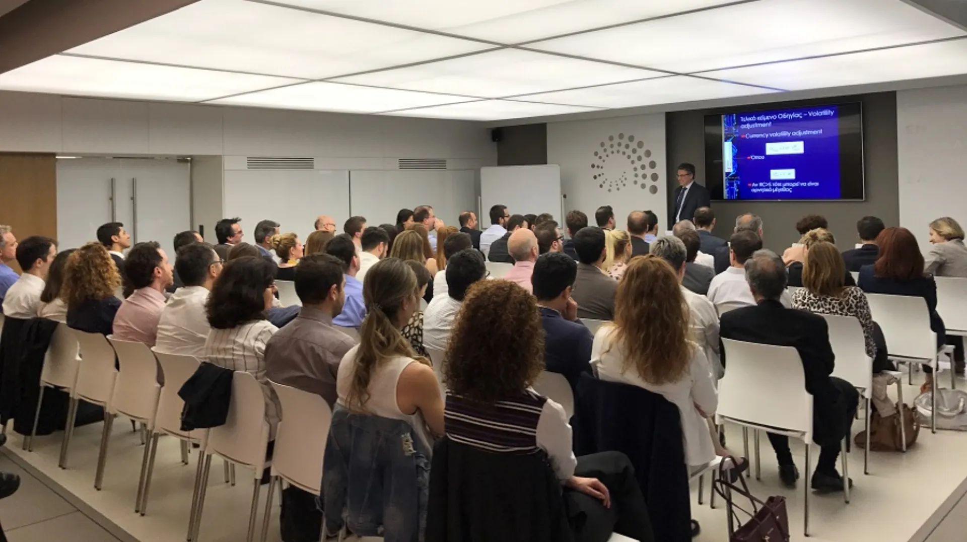 ΕΑΕ: Η καμπύλη επιτοκίων στο πλαίσιο της Φερεγγυότητας