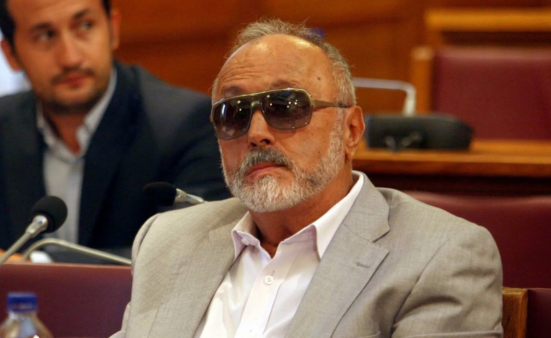 Η κυβέρνηση ζητά από 5 μεσίτες ασφάλισης στο Λονδίνο να φέρουν την έδρα τους στην Ελλάδα