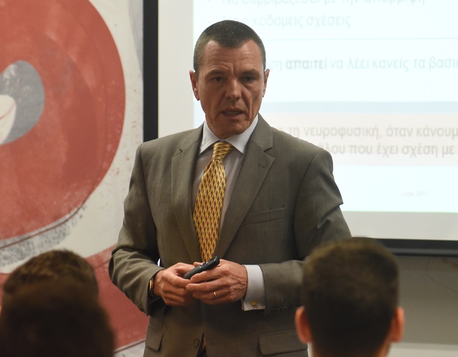 Άγγελος Μπεφών