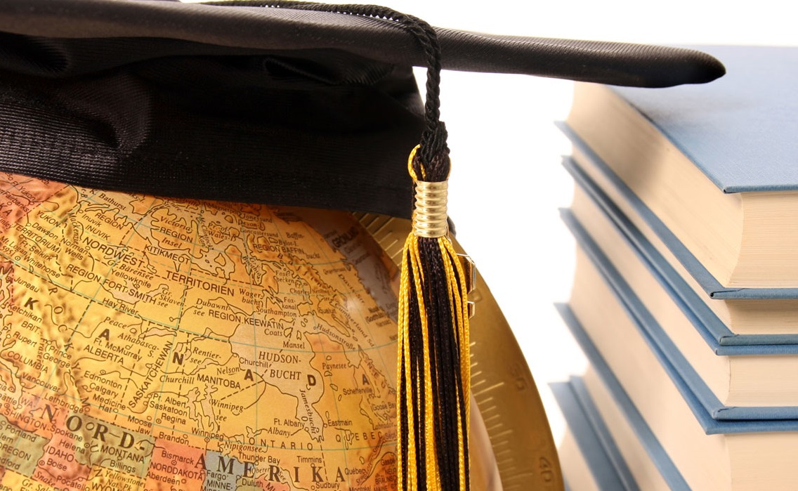 Υποτροφίες: Προστιθέμενη αξία για την οικονομία και την κοινωνία