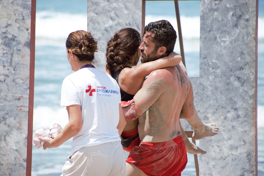 Ευρωκλινική, Nomads