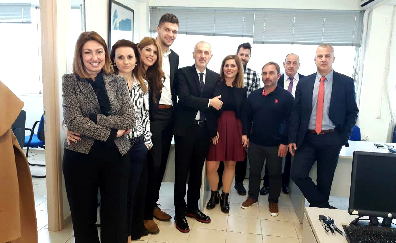 Γνωρίστε την ομάδα της METLIFE στην πόλη της Χαλκίδας