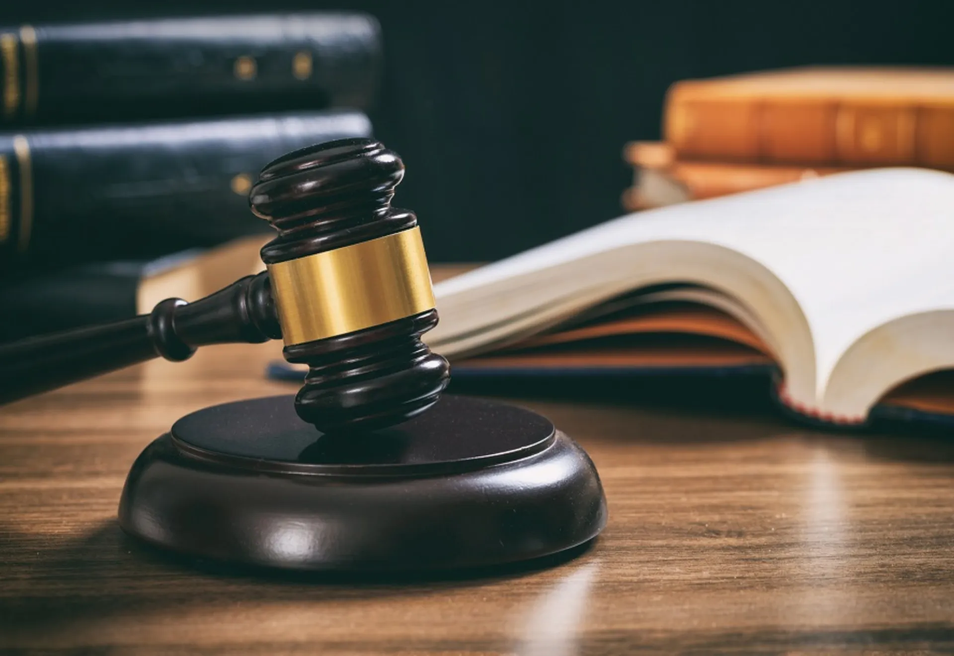 Χάρτης με τα νομοθετήματα της αγοράς