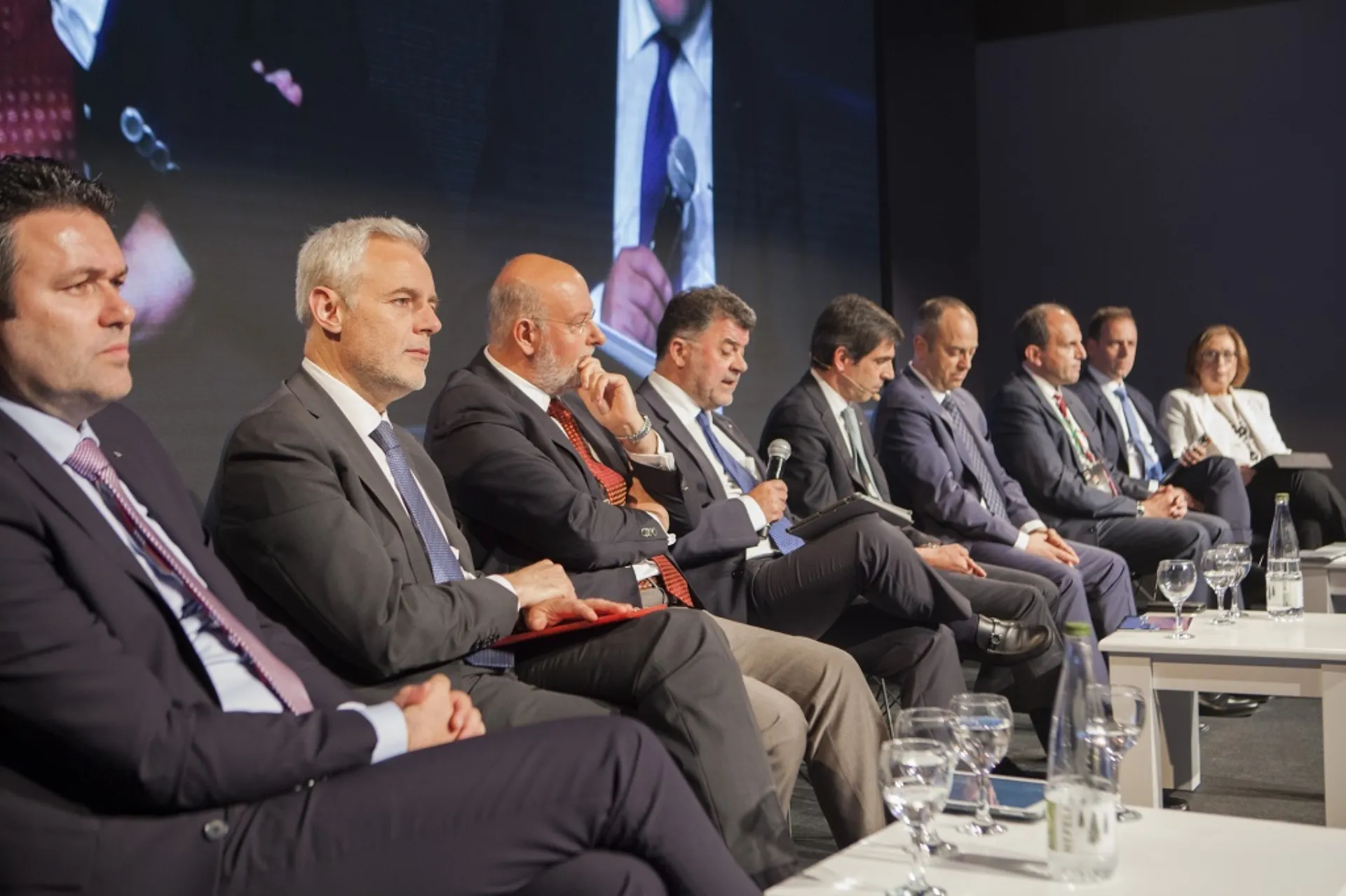 ΑΧΑ: Προσαρμοζόμαστε σε έναν κόσμο που μεταβάλλεται συνεχώς