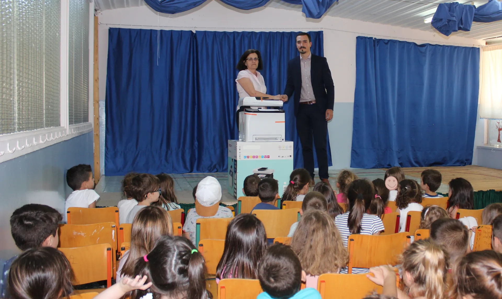 Δύναμις Ασφαλιστική: Δωρεά στο νηπιαγωγείο του οικισμού Άσπρα Σπίτια Βοιωτίας