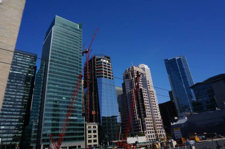 “Βυθίζεται” κτίριο της FDIC στο Σαν Φρανσίσκο