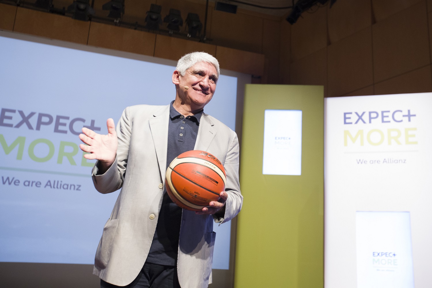 Παναγιώτης Γιαννάκης