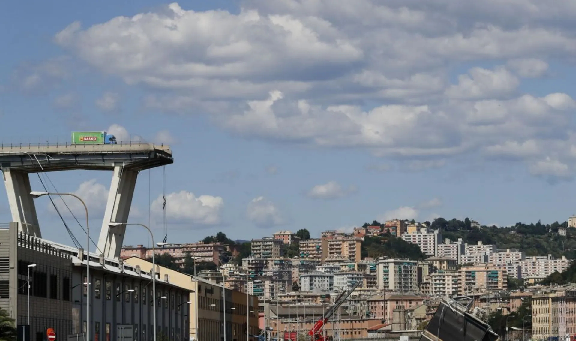 Τι λένε μηχανικοί και ακαδημαικοί για τη γέφυρα στη Γένοβα