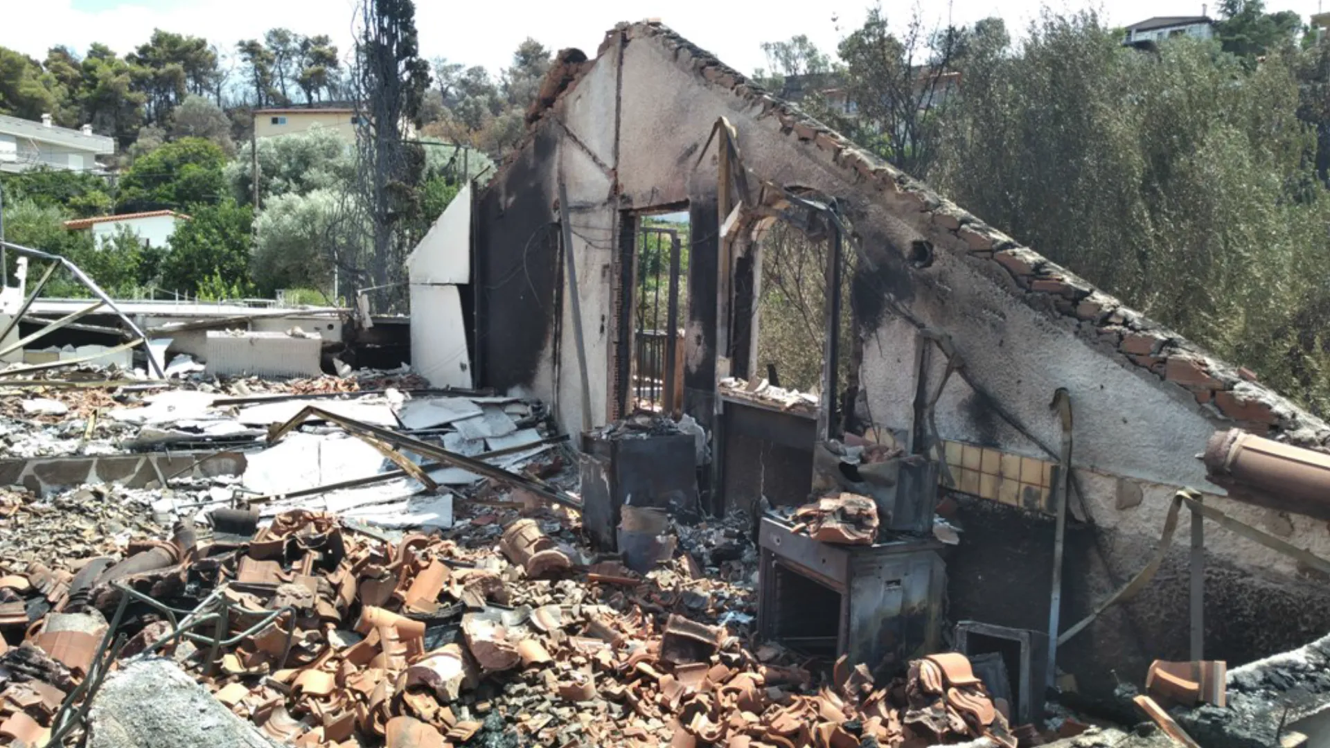 Interamerican: €5,22 εκατ. οι αποζημιώσεις για τις πυρκαγιές σε Αν. Αττική και Κινέτα