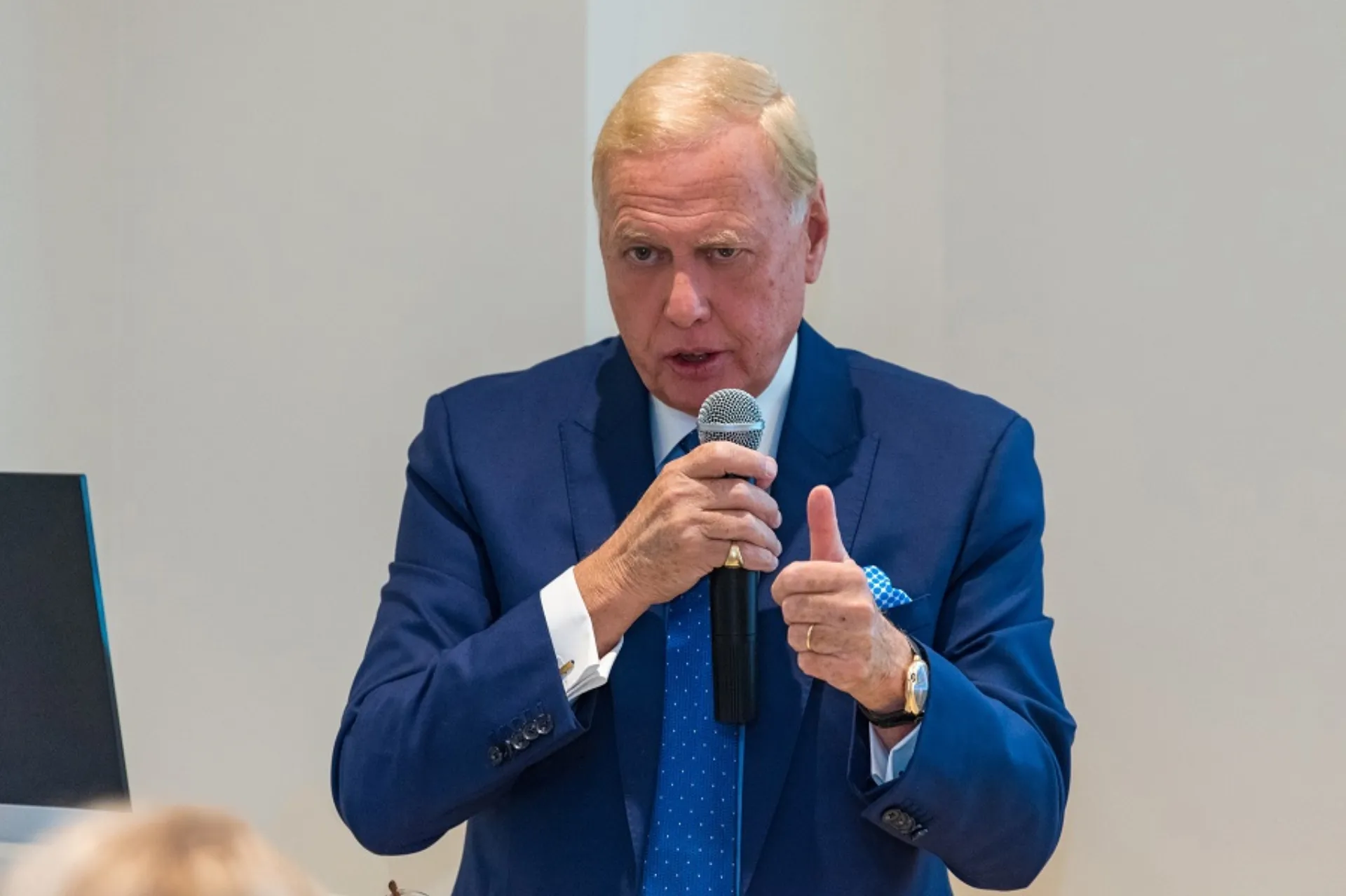 ΕΥΡΩΠΗ: Προτεραιότητα η Εκπαίδευση του Δικτύου Πωλήσεων