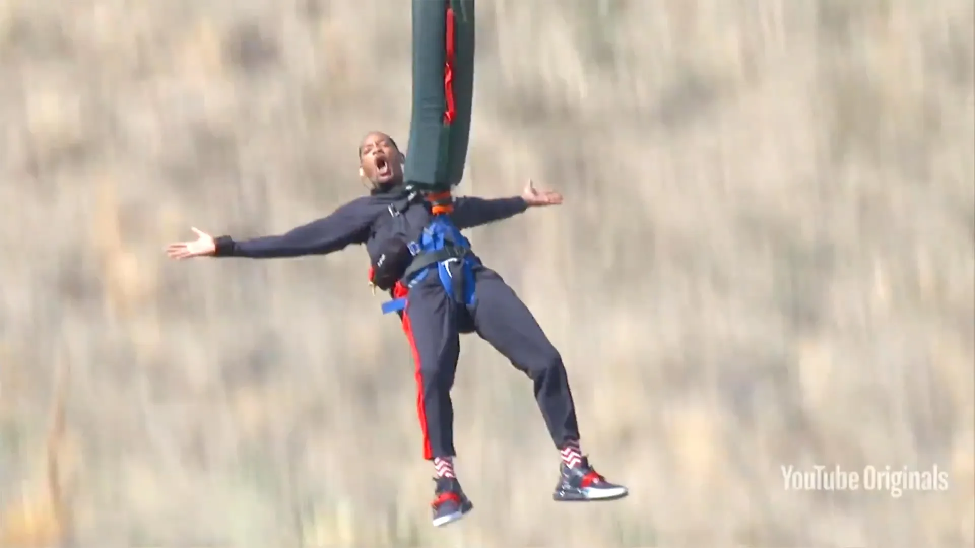 Πόσα κόστισαν τα ασφάλιστρα για το bungee jump του W. Smith