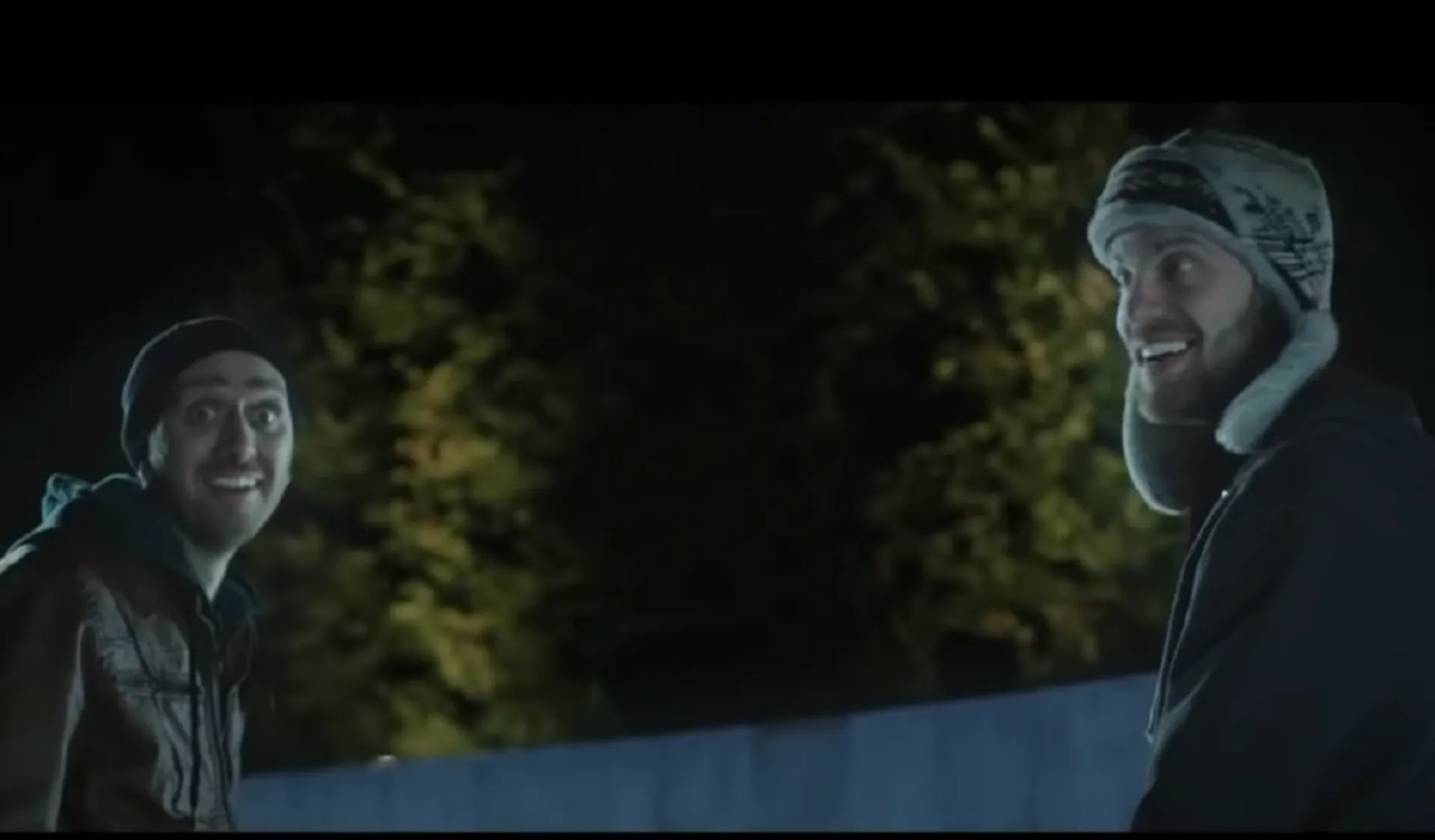 Ασφαλιστικές διαφημίσεις για… γέλια