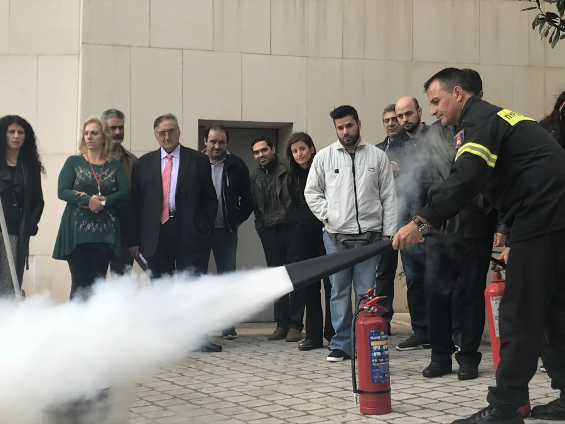 INTERAMERICAN: Συστηματική η εκπαίδευση των εργαζομένων σε Πρώτες Βοήθειες & Πυρασφάλεια