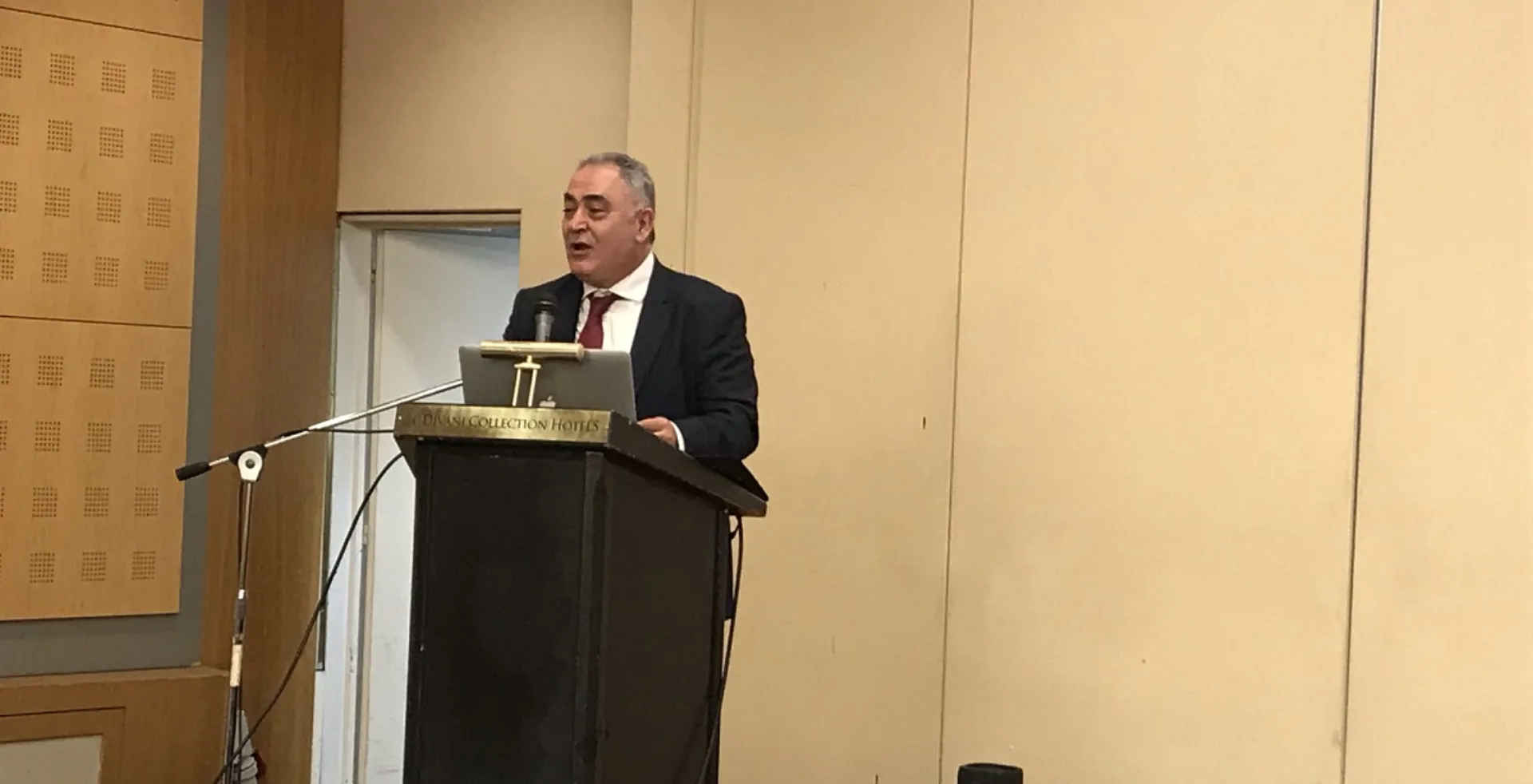 Γ. Χατζηθεοδοσίου: Για κανέναν διαμεσολαβητή δεν θα τεθεί ζήτημα λειτουργίας από την IDD