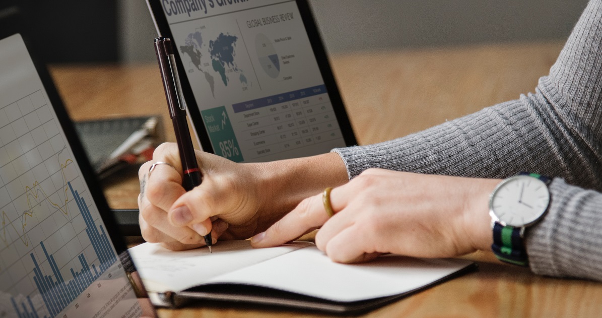 Σε κρατικά ομόλογα τοποθετημένο το μισό ενεργητικό των ασφαλιστικών