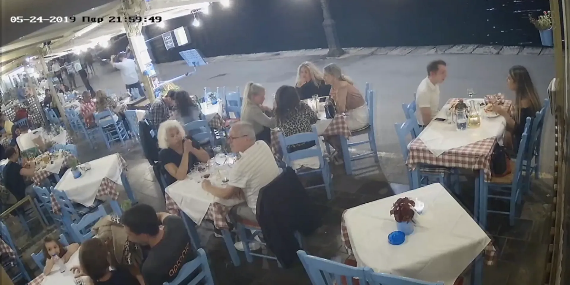 Video – Η καλή είδηση της ημέρας: Ένας Κρητικός σώζει τουρίστα που πνίγεται