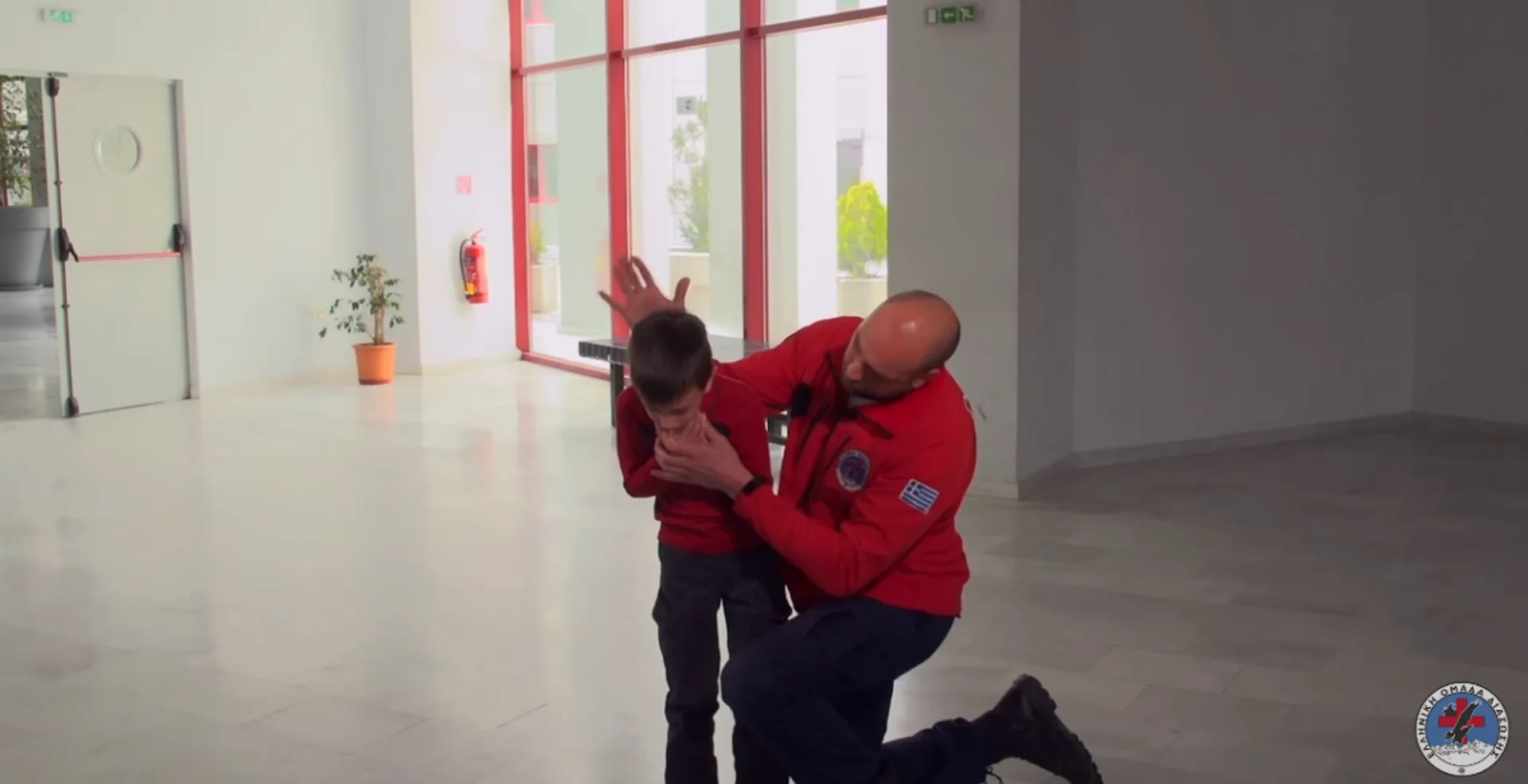 Πρώτες Βοήθειες σε παιδί που πνίγεται