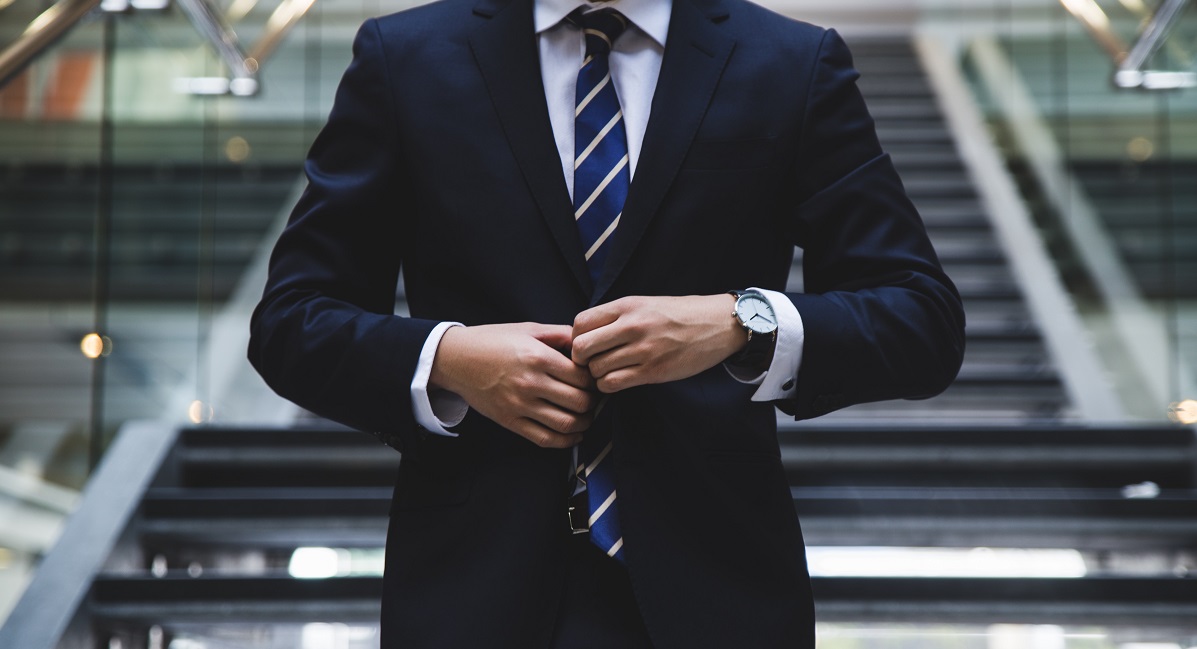 Ασφαλιστής στην Πάτρα έχει εξαπατήσει επιχειρηματίες – Έρευνα από την ασφάλεια