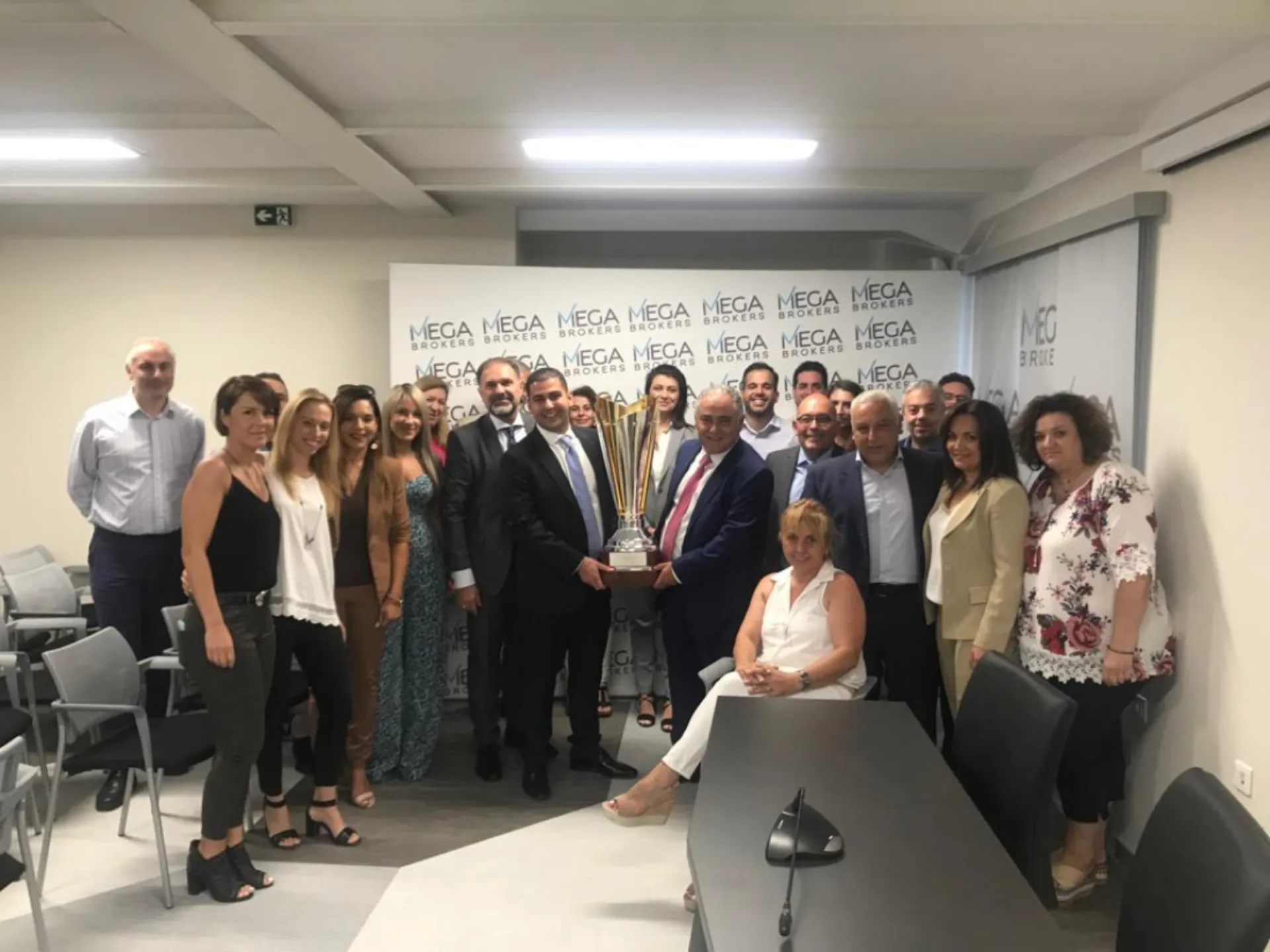 Mega Brokers: Πρωτιά σε 12 ασφαλιστικές & προμήθειες 12 εκατ. ευρώ