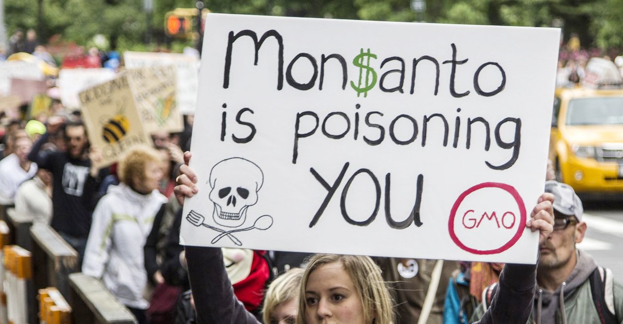 10 δισ. αποζημιώσεις από την Bayer για τις καρκινογενέσεις από τη γλυφοσάτη – Ποιες είναι οι εξελίξεις στην Ελλάδα