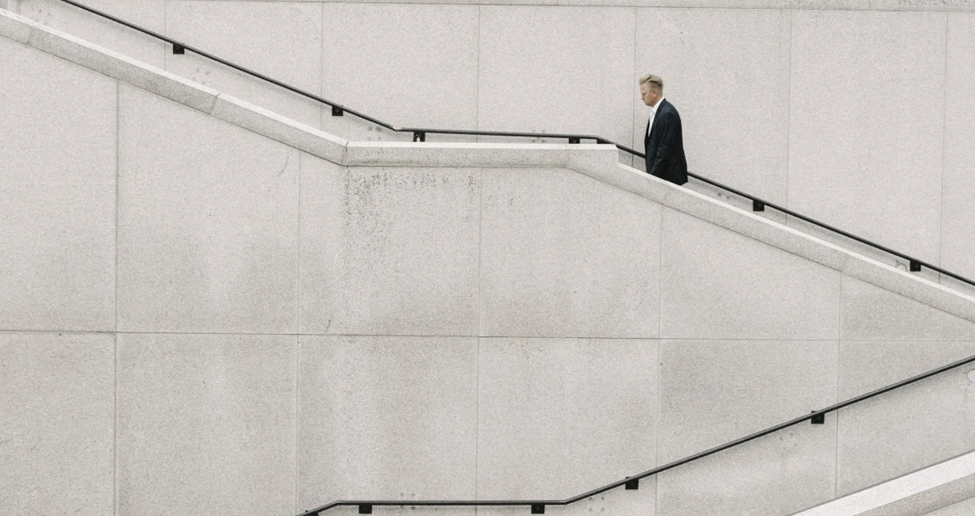 Καθίζηση στη νέα ασφαλιστική παραγωγή λόγω κορωνοϊού