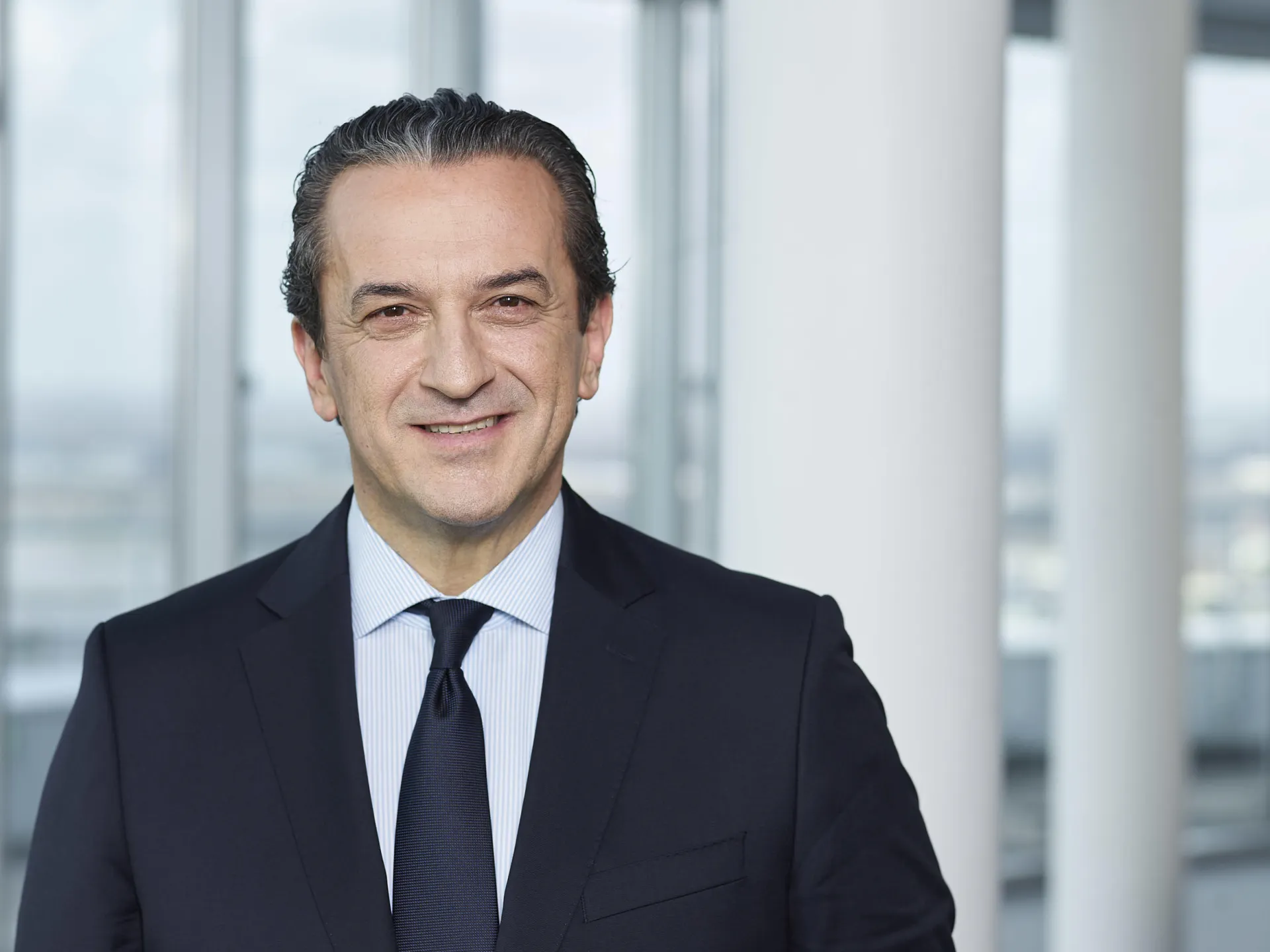 Ο Θ. Κοκκάλας αναλαμβάνει καθήκοντα στην ERGO Deutschland AG – CEO ο Δ. Χατζηπαναγιώτου