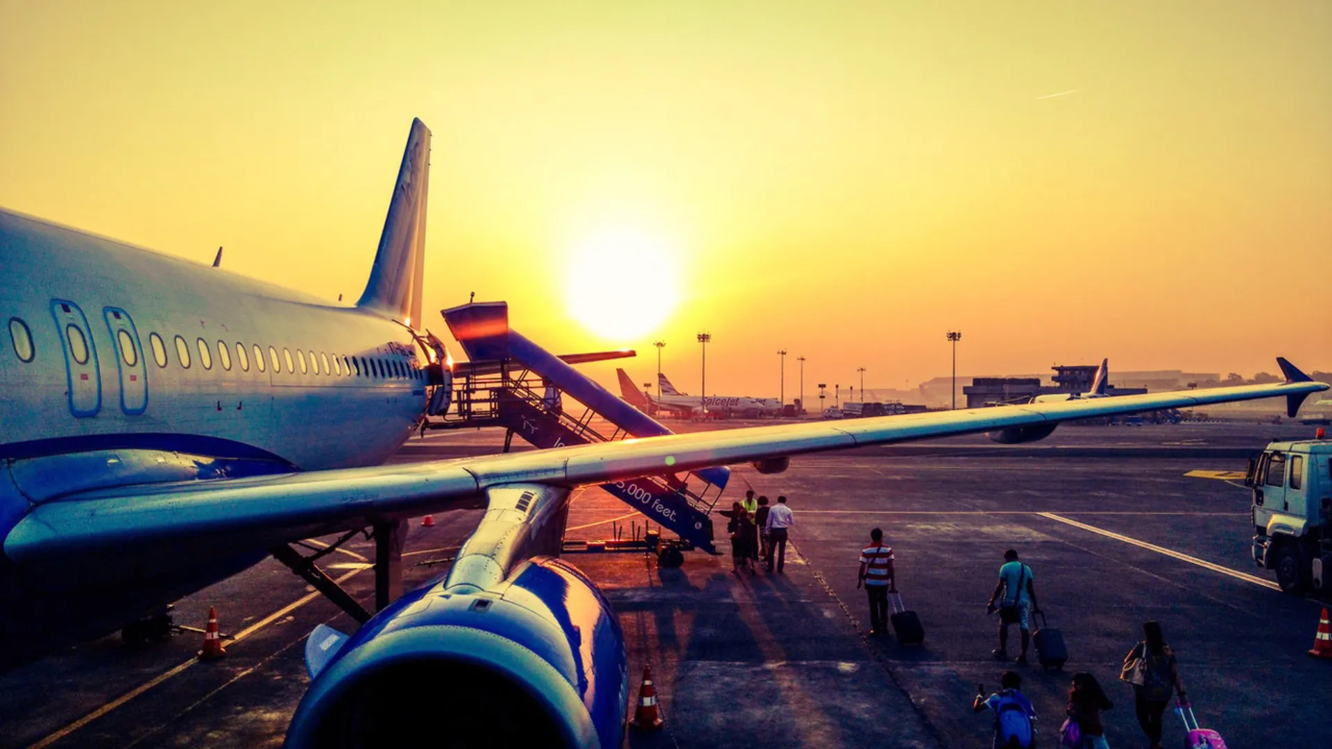 Οι επιπτώσεις του κορωνοϊού στις αεροπορικές εταιρείες