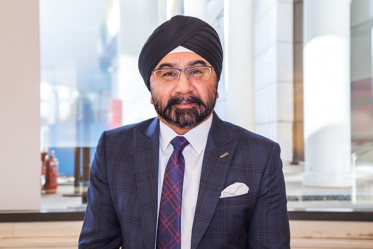 B. Anand: Πρέπει να εκπαιδεύσουμε τους καταναλωτές χρηματοοικονομικά