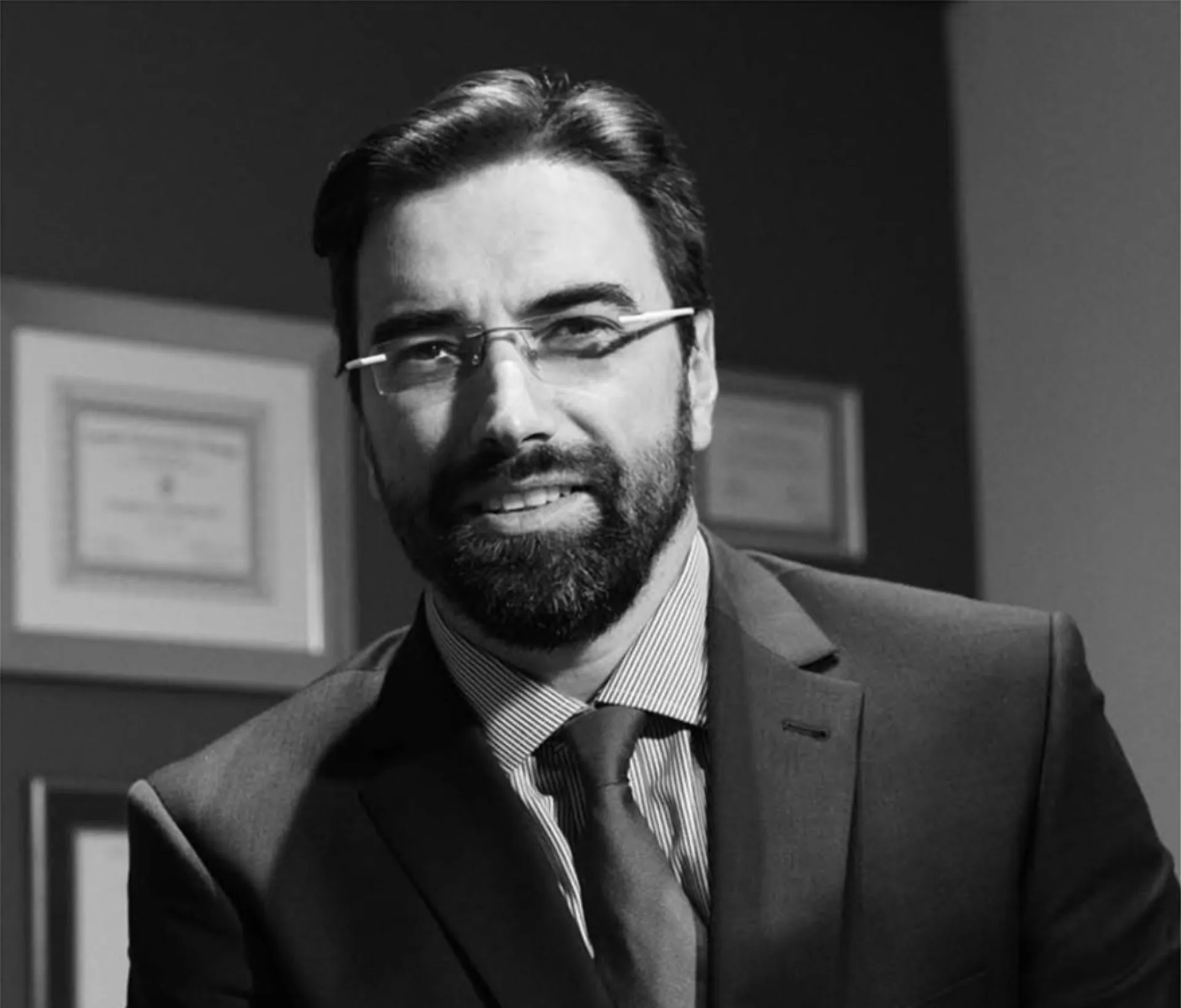 Δρ. Γ. Βασταρδής: Καινοτόμες Χειρουργικές Τεχνικές δίνουν λύση στις παθήσεις της Σπονδυλικής Στήλης