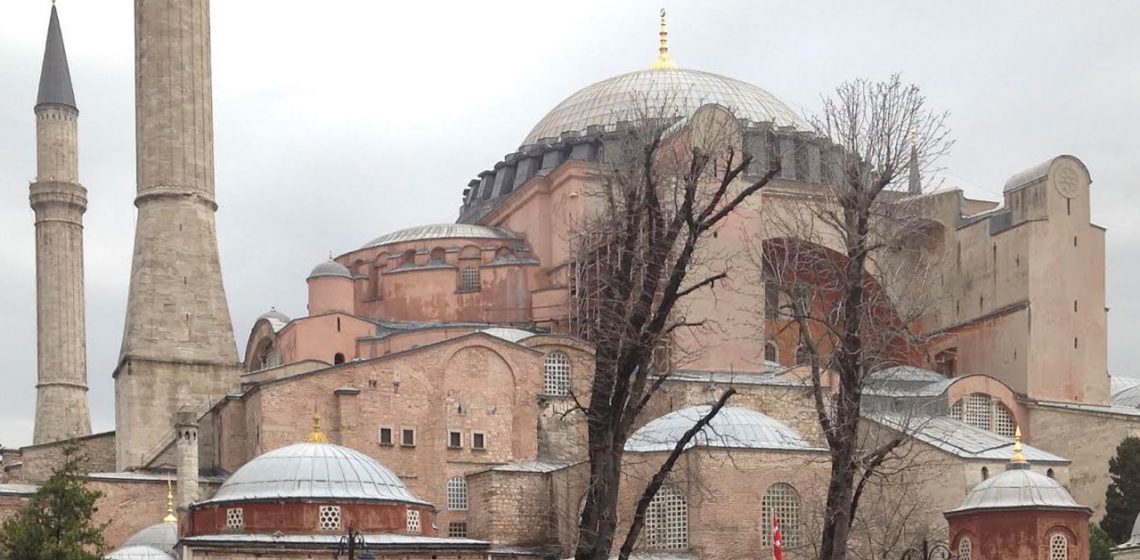 Πολιτισμική βία και ύβρις