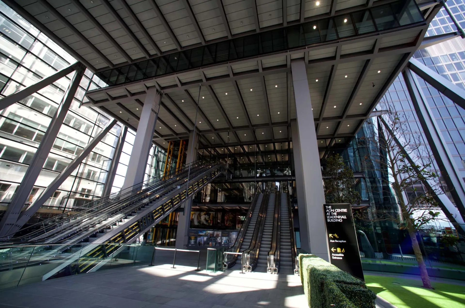 Εγκρίνουν το mega-deal οι μέτοχοι των AON και Willis