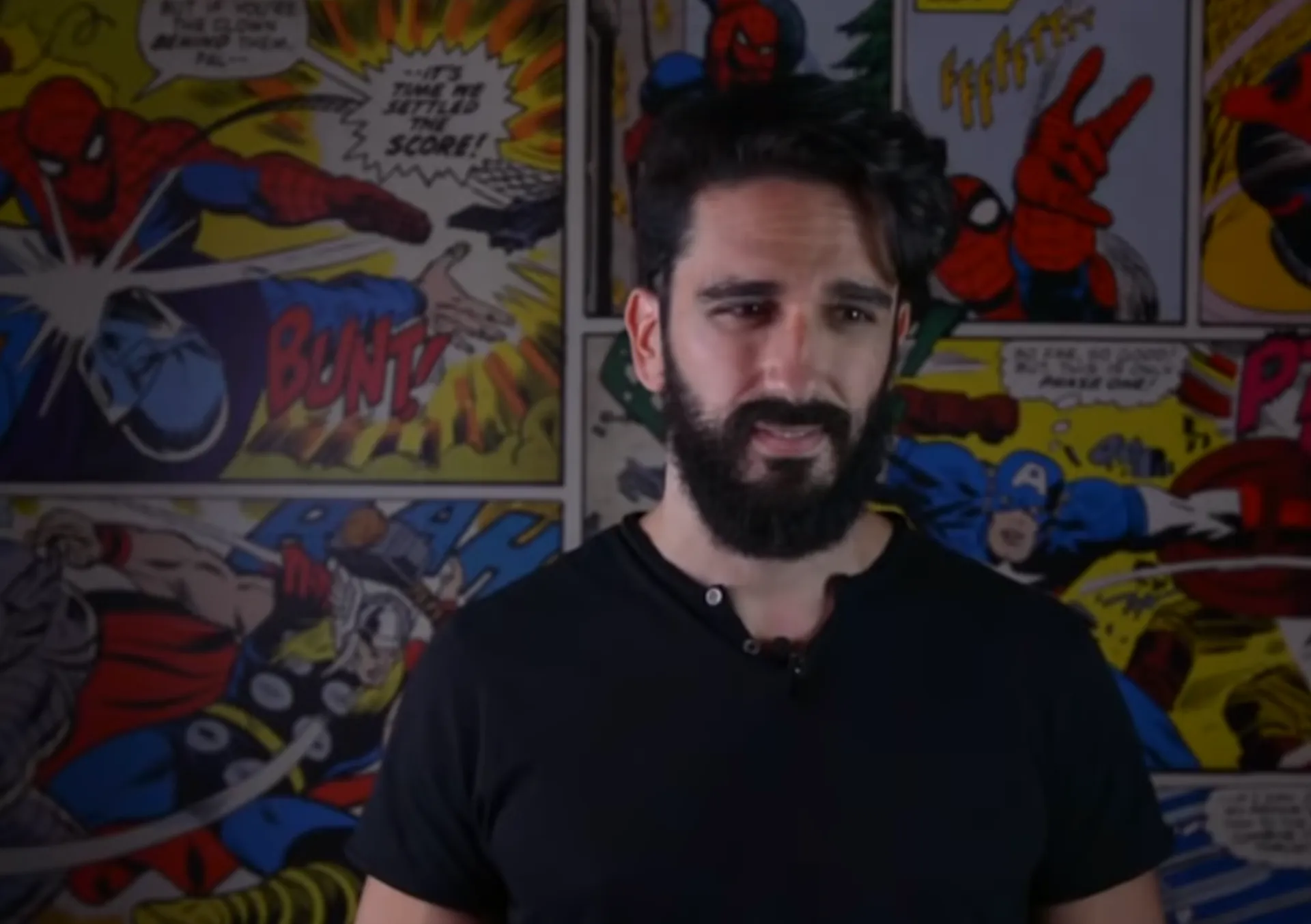 Θεωρίες συνωμοσίας για τη… μάσκα