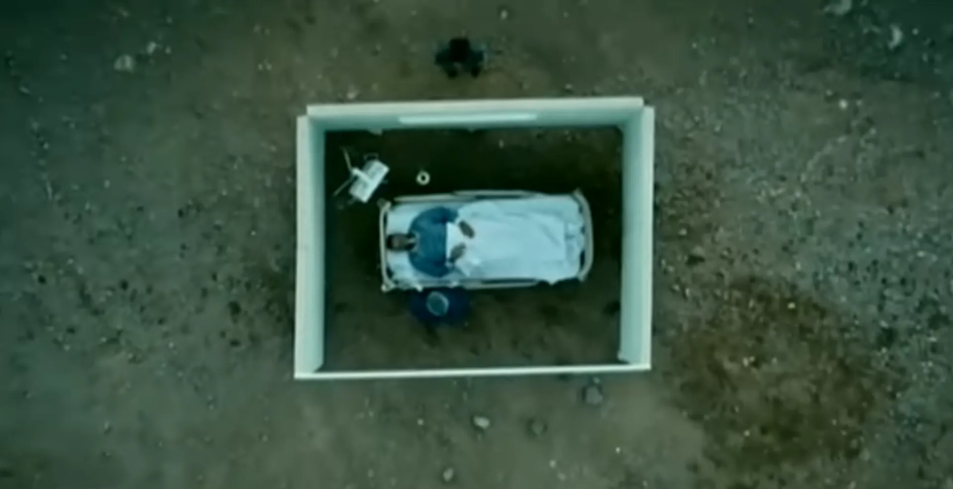 Ένα συγκλονιστικό σποτ για τον κορωνοϊό από το Λ. Χαρίτο