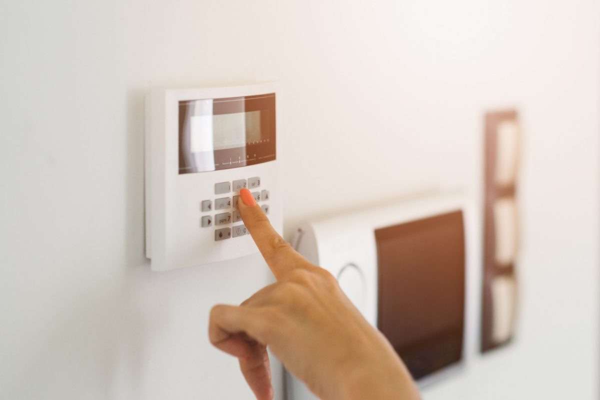 Τα 8 πρώτα πράγματα που πρέπει να κάνετε σε περίπτωση διάρρηξης