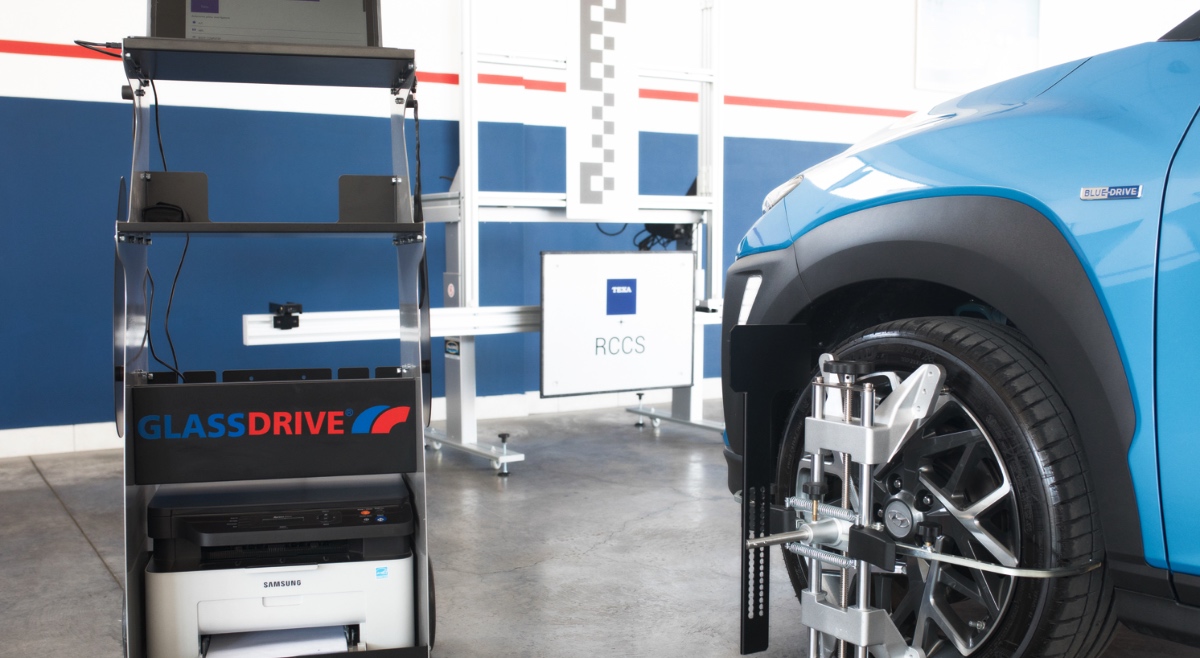 18 μηχανήματα βαθμονόμησης ADAS στο δίκτυο της GLASSDRIVE