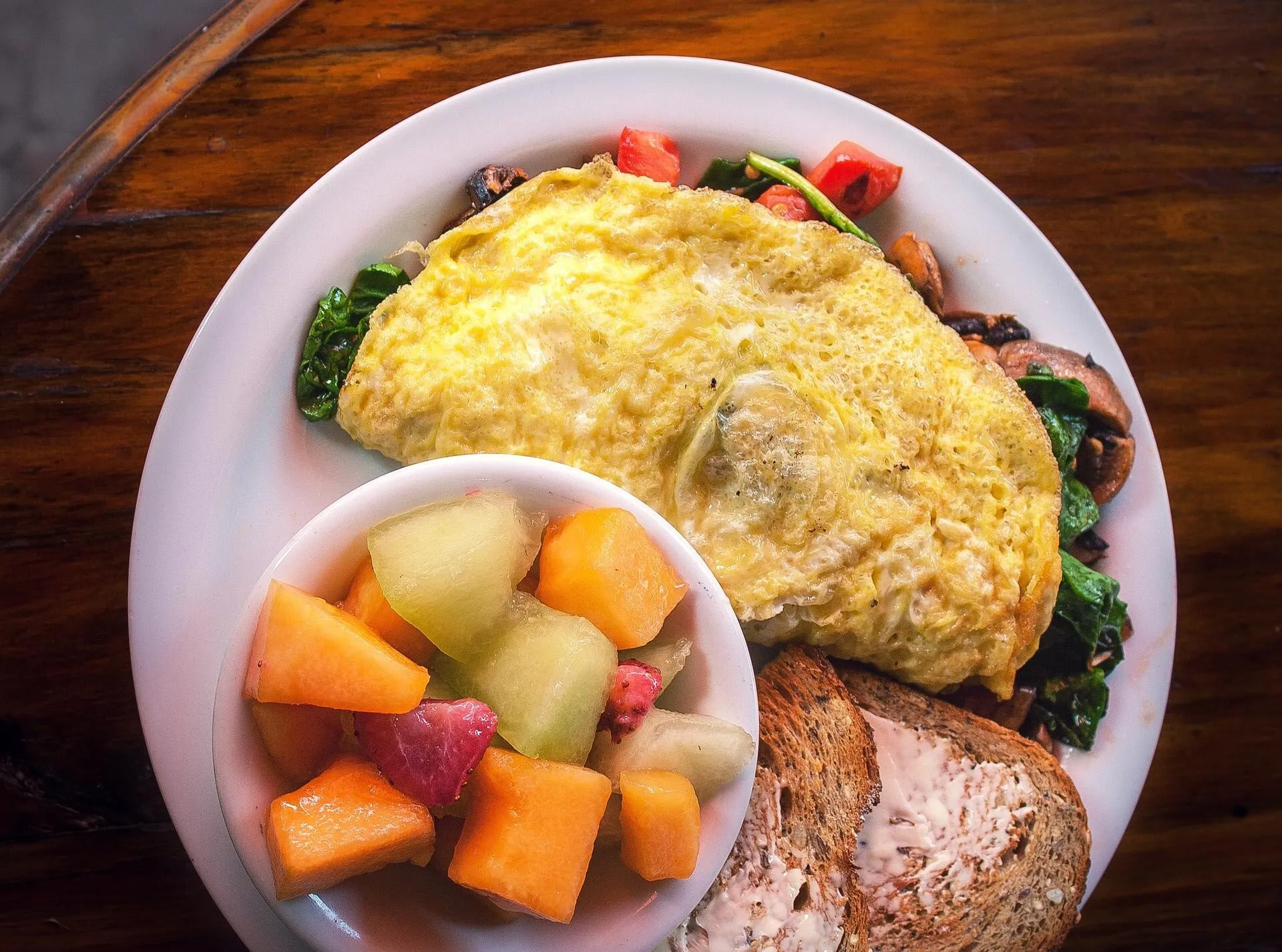 Σύνδρομο long COVID: Διατροφικές συμβουλές για επανάκτηση της μυϊκής μάζας και δύναμης