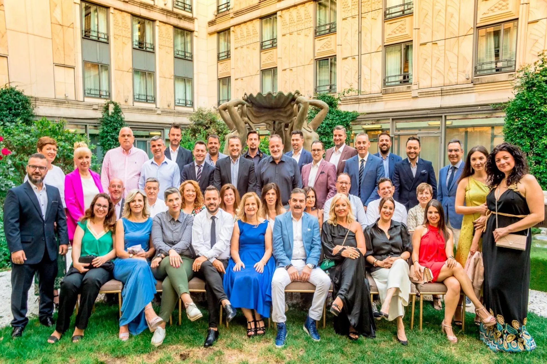 Εθνική Ασφαλιστική: Το εταιρικό Παραγωγικό Δίκτυό της ταξιδεύει στο Παρίσι!