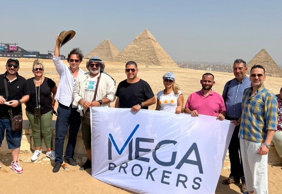 Ταξίδι στο Κάιρο για 10 συνεργάτες της Mega Brokers με την Eurolife FFH
