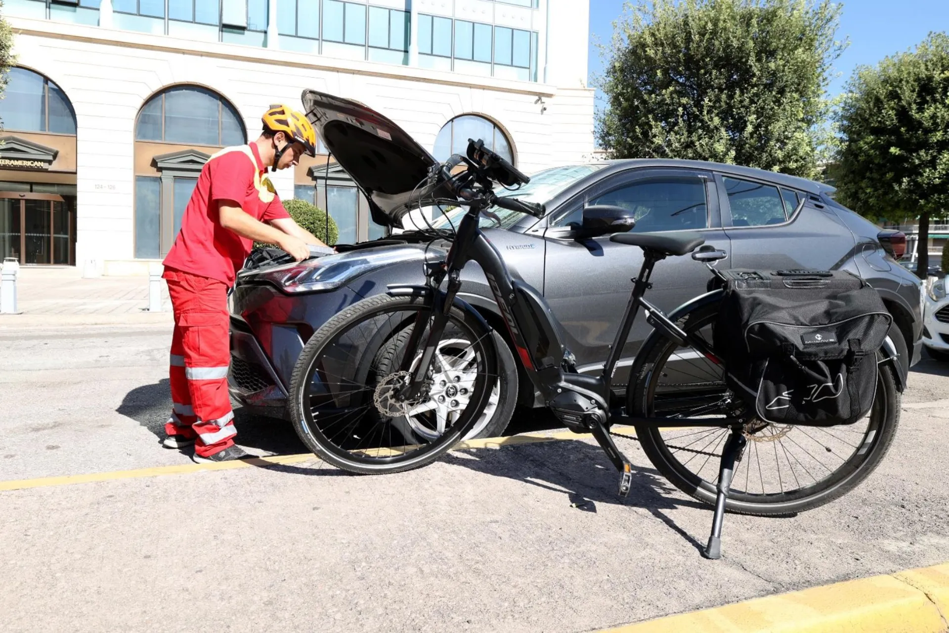 Η ηλεκτροκίνηση στην καρδιά της Οδικής Βοήθειας της Interamerican