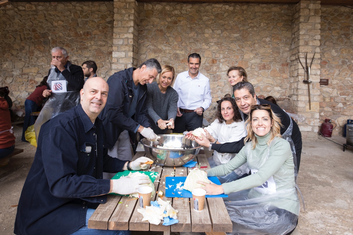 2.450 μερίδες φαγητό ετοιμάστηκαν από τον Σ.Ε.Σ.Α.Ε.