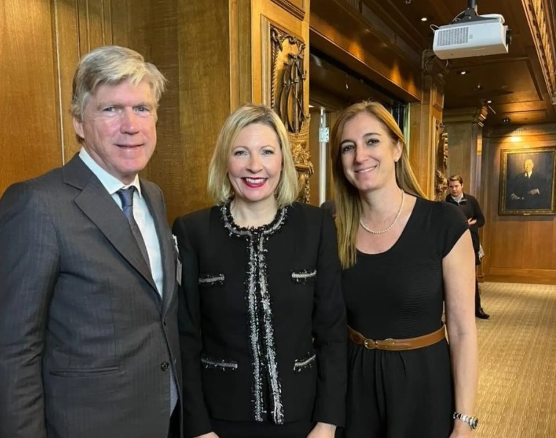 O A. Σαρρηγεωργίου και η Ε. Παπασπυροπούλου σε εκδήλωση των Lloyd’s στο Λονδίνο