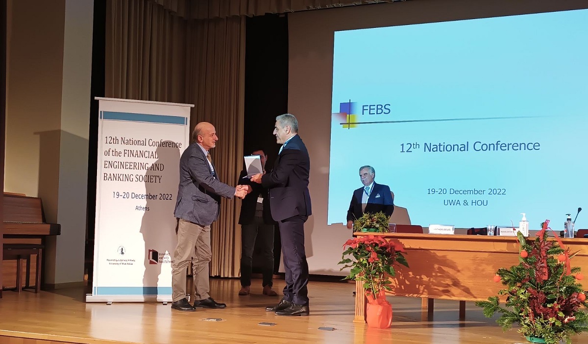 Βράβευση του Καθηγητή Κ. Ζοπουνίδη από το Ελληνικό Ανοικτό Πανεπιστήμιο