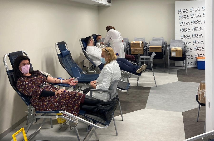 O σύλλογος αιμοδοτών της MEGA BROKERS “χαρίζει” ζωή