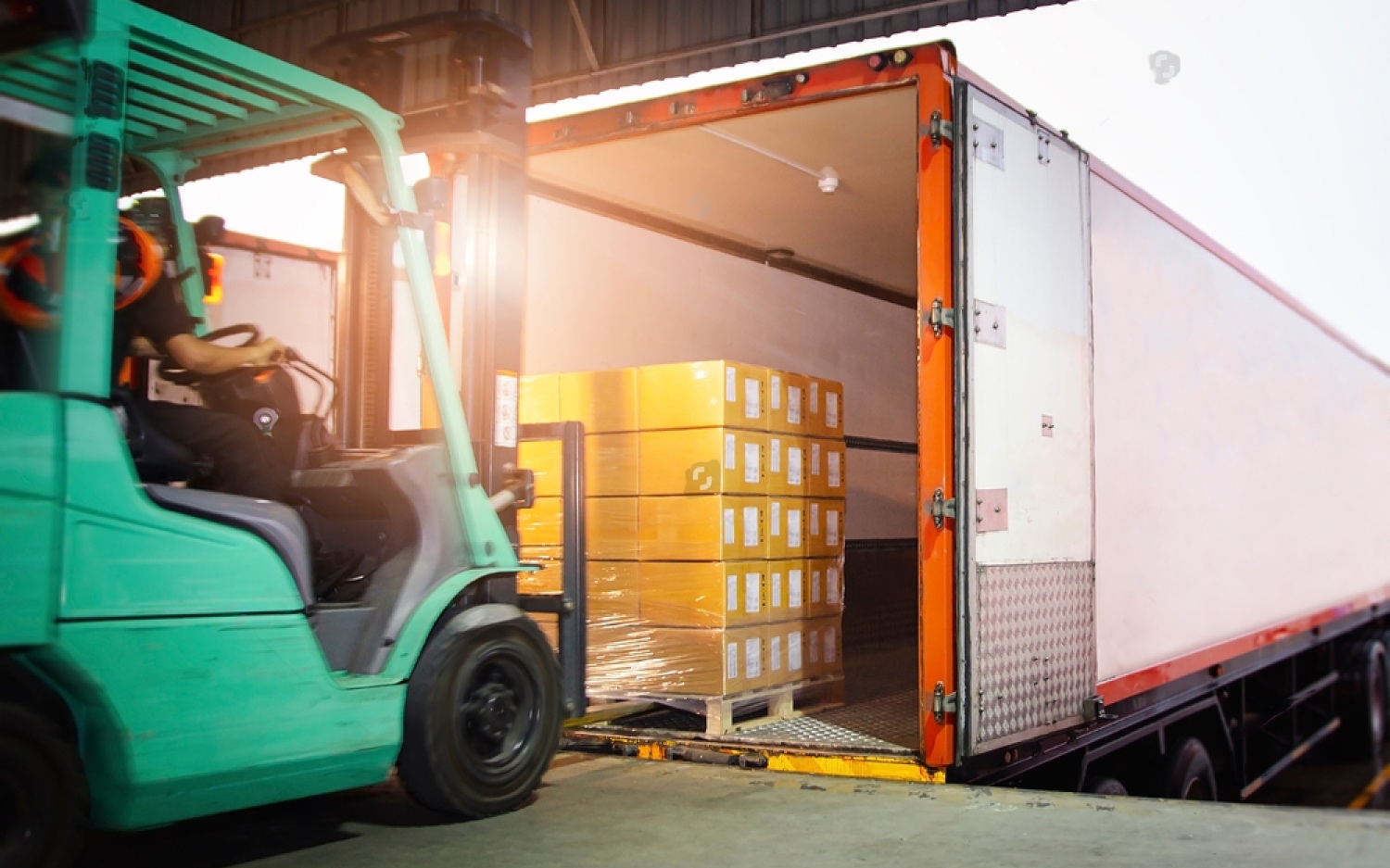 Ασφάλιση μεταφορών: Ποιος φέρει την ευθύνη για την ασφάλιση του εμπορεύματος