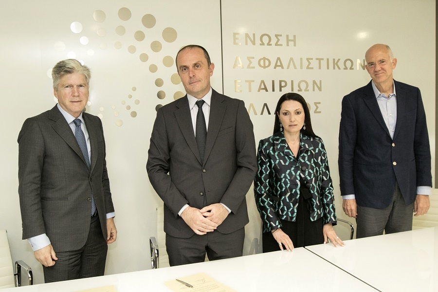 Πρωτόκολλο Συνεργασίας ΕΚΠΑ και ΕΑΕΕ με υποτροφίες