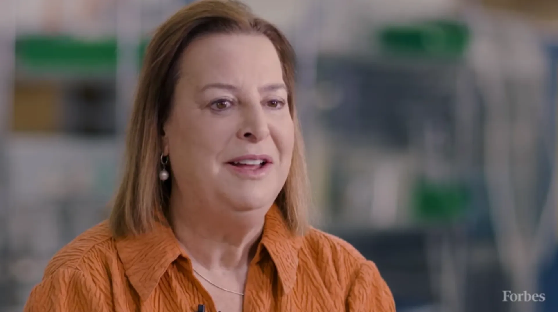 Από στέλεχος ασφαλιστικής σε… ζελεδάκια κάνναβης αξίας 350 εκατ.